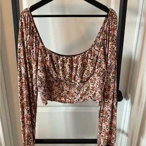 Wild fable floral cropped blouse